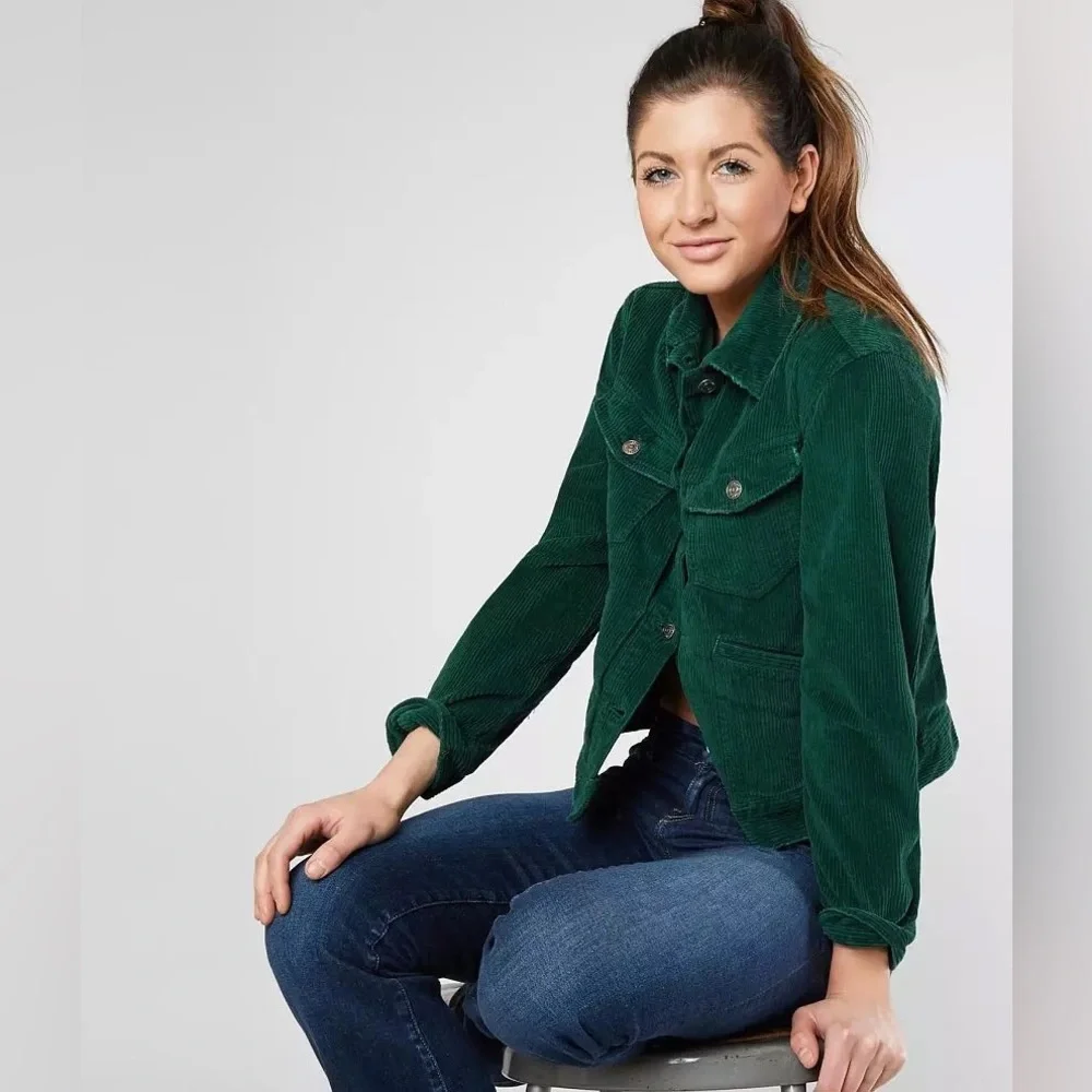 Free People womens M Medium green Nelson button up corduroy trucker jacket EUC
